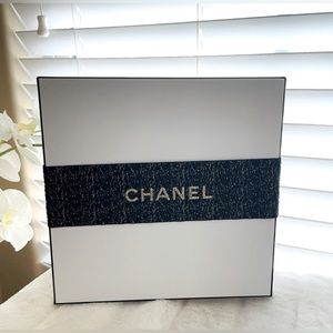 CHANEL Signature Medium 8 5/8" White Gift Box with Gold Ribbon